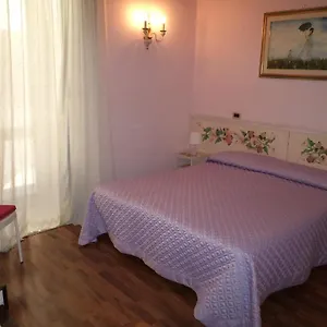 hotel-rubens-catania.taorminaitalyhotels.com/