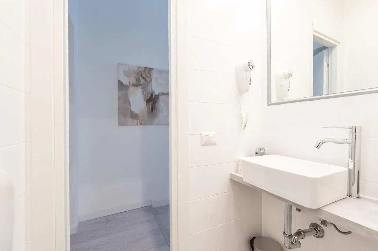 White Gioberti Guesthouse Ρώμη 0*,  Ιταλία